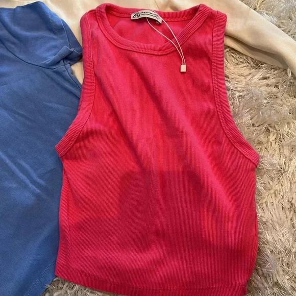 Zara Tees all medium (3). One tank one short sleeve one long sleeve - Picture 2 of 11